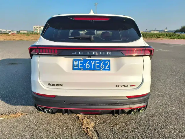 Jetour X70 — Фото автомобиля 5