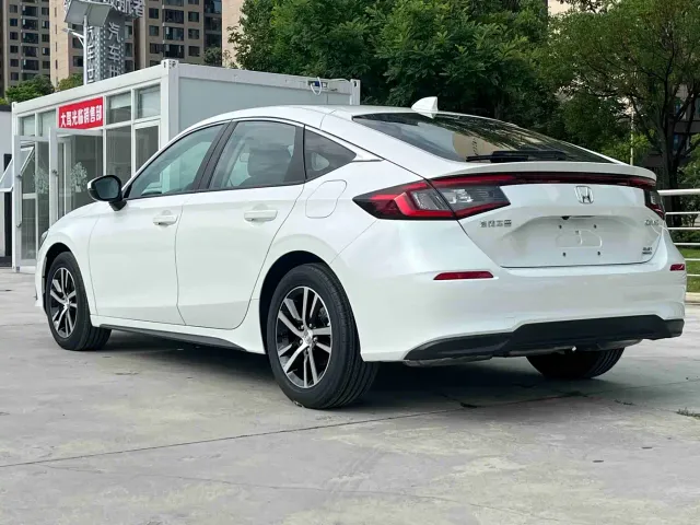 Honda Civic — Фото автомобиля 6
