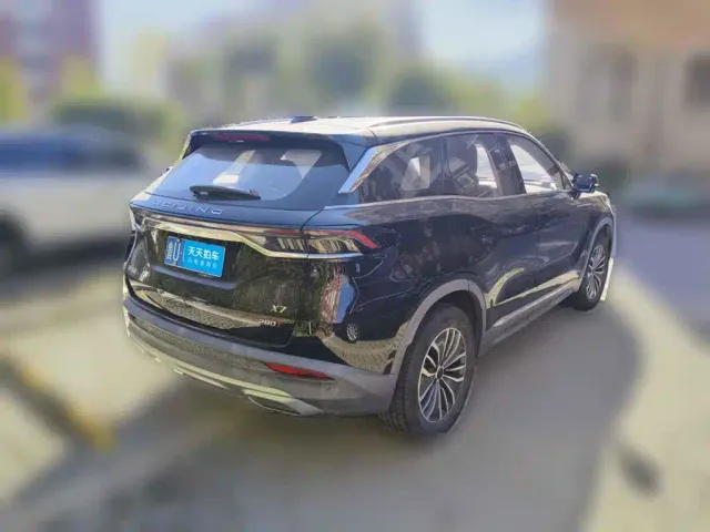 BAIC X7 — Фото автомобиля 5