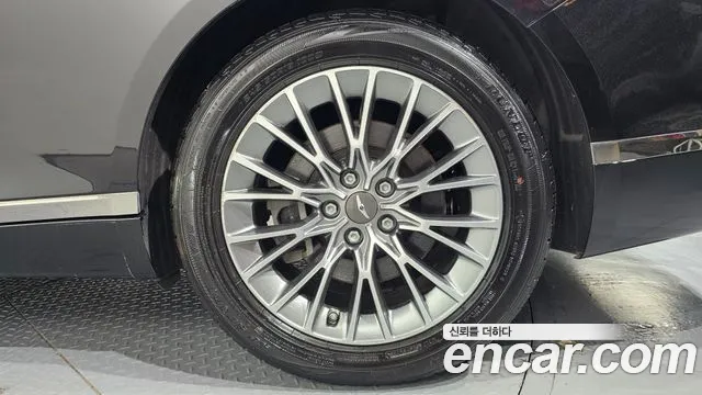 Genesis G80 Бензин 2.5 турбо AWD — Фото автомобиля 19