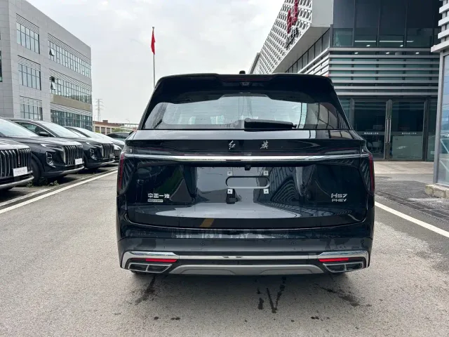 Hongqi HS7 PHEV — Фото автомобиля 5
