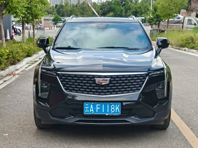 Cadillac XT4 — Фото автомобиля 2