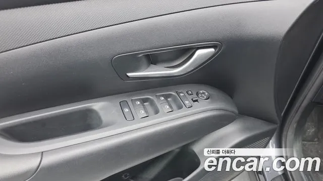Hyundai Tucson Tucson (NX4) Дизель 2.0 2WD — Фото автомобиля 18