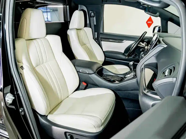 Lexus LM — Фото автомобиля 23