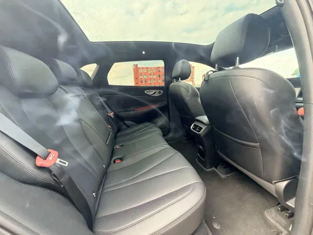 BYD Sealion 06 — Фото автомобиля 15