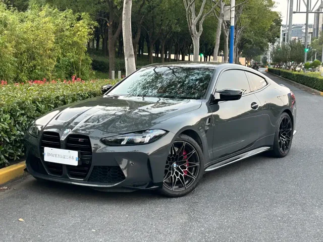 Фотография автомобиля — BMW M4