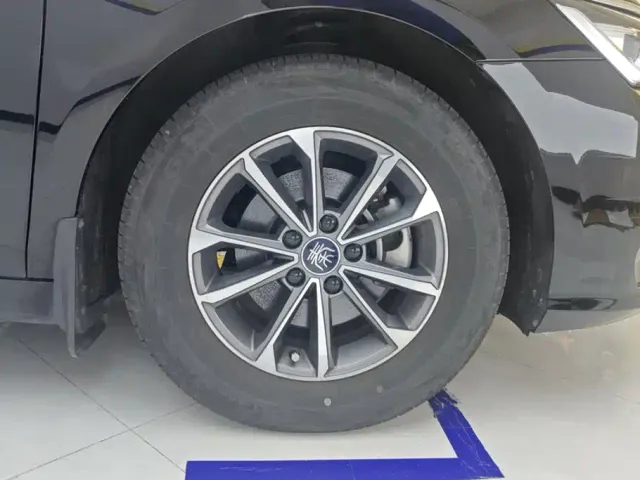 BYD Qin PLUS — Фото автомобиля 6