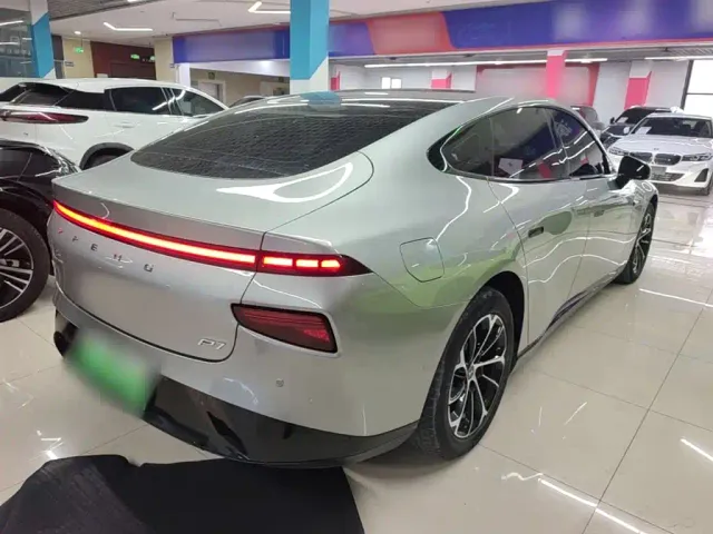 Xpeng P7 — Фото автомобиля 6
