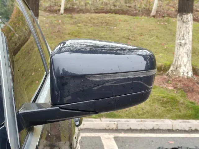 BMW 3 Series — Фото автомобиля 11