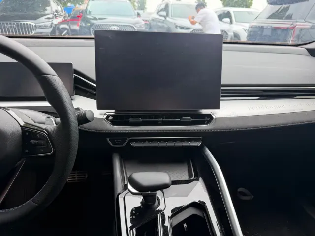 Geely Xingrui — Фото автомобиля 10