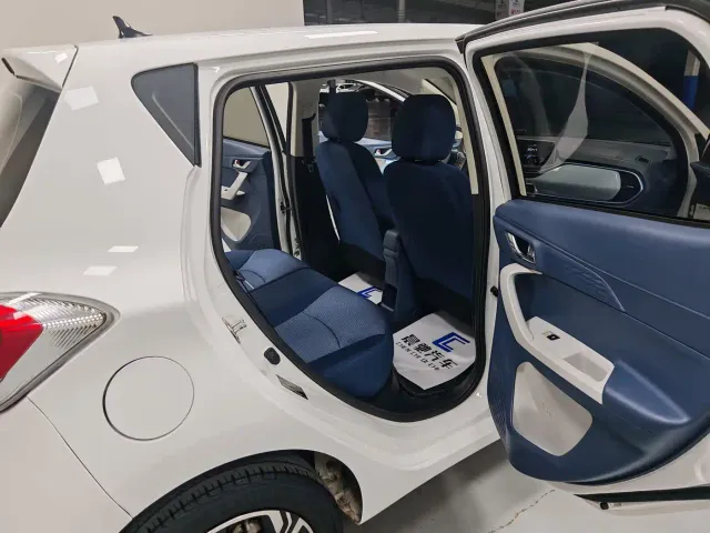 Changan Benben E-Star — Фото автомобиля 11