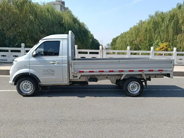Jinbei New Dolphin EV — Фото автомобиля 4