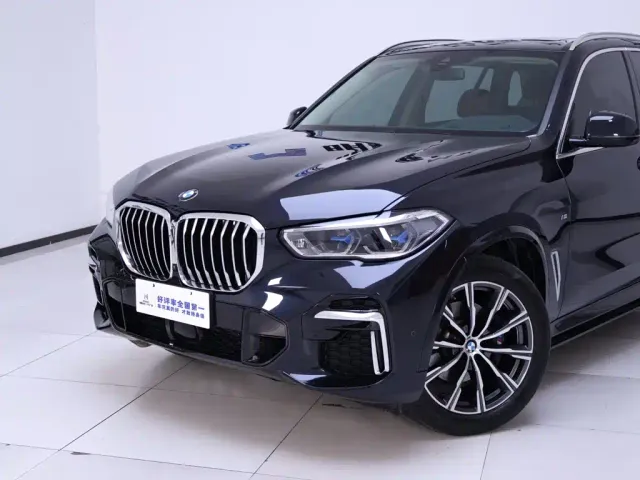 BMW X5 — Фото автомобиля 3