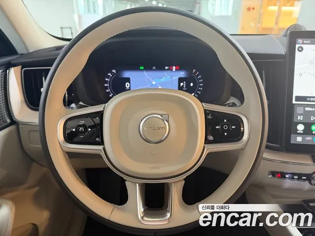 Volvo XC60 Generation 2 — Фото автомобиля 19