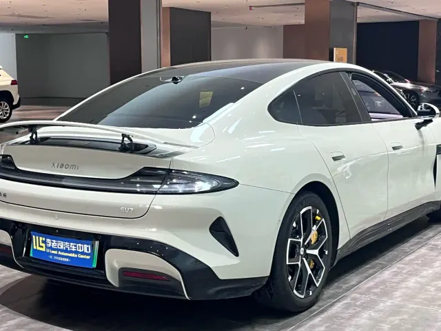 Xiaomi SU7 — Фото автомобиля 5