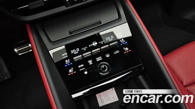 Porsche Macan — Фото автомобиля 14