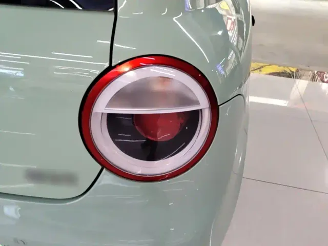 Changan Lumin — Фото автомобиля 13