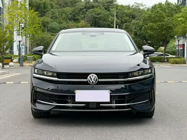 Volkswagen Magotan — Фото автомобиля 2