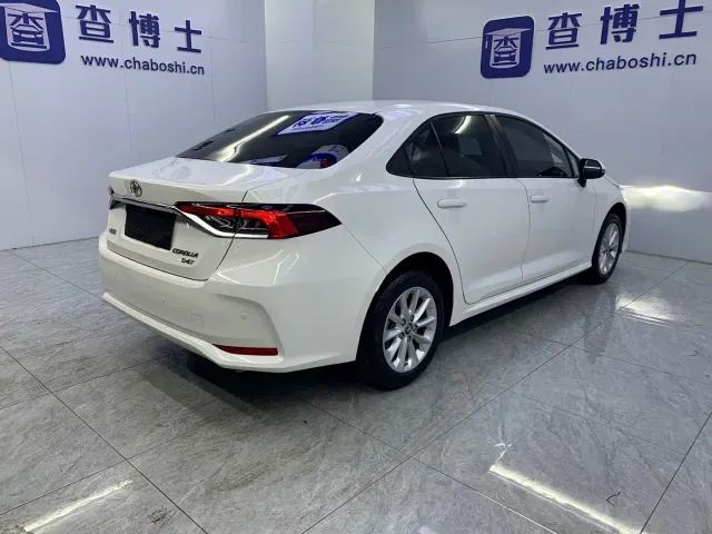Toyota Corolla — Фото автомобиля 16