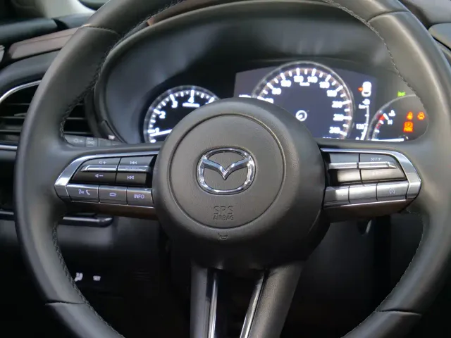 Mazda CX-30 — Фото автомобиля 15