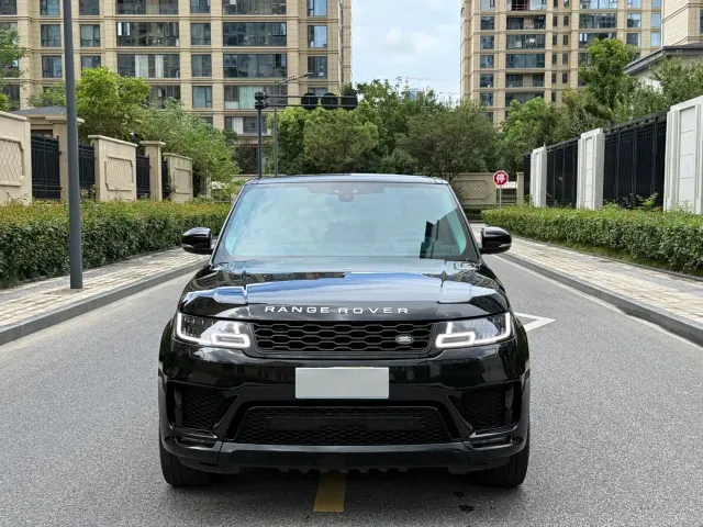 Land Rover Range Rover Sport — Фото автомобиля 2