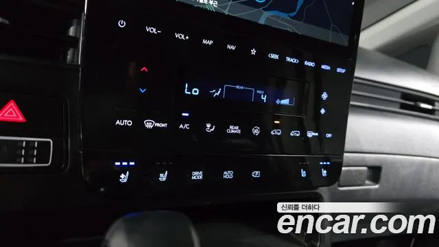 Hyundai Staria Staria 4WD Tourer 9 мест — Фото автомобиля 18