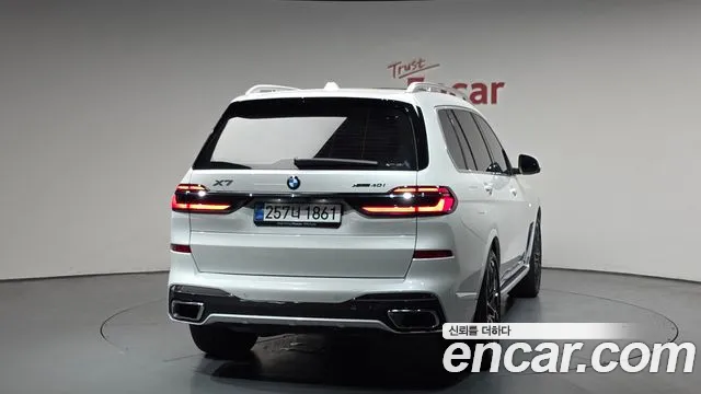 BMW X7 — Фото автомобиля 4