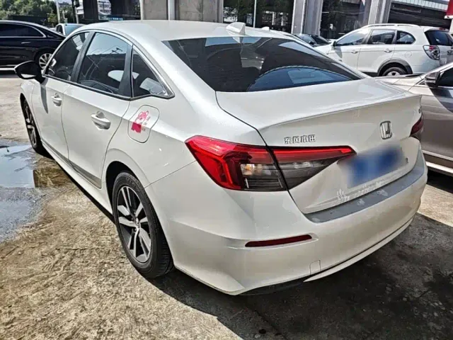 Honda Civic — Фото автомобиля 4