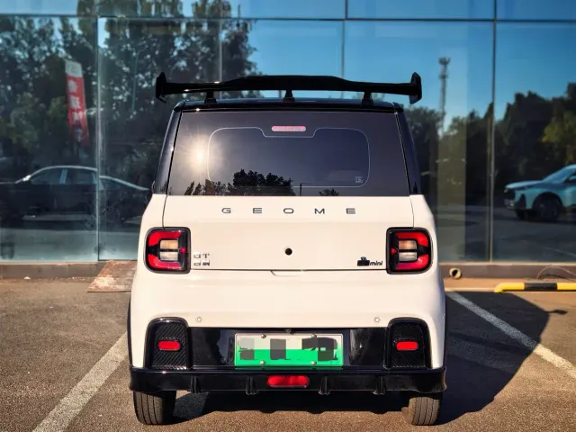 Geely Panda — Фото автомобиля 5