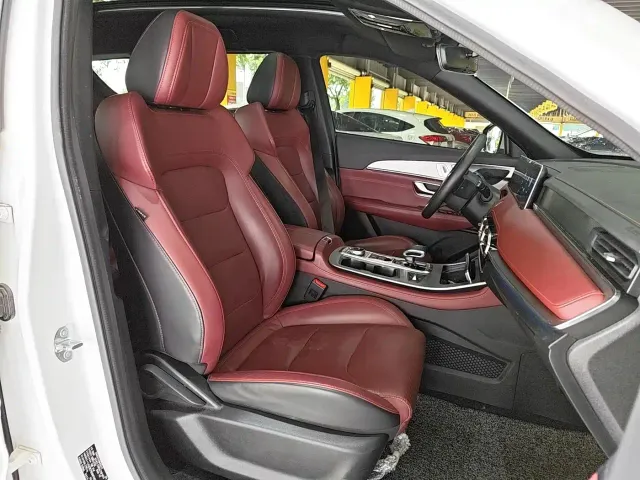 Jetour X70 Plus — Фото автомобиля 8