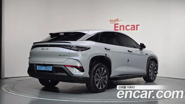 BYD Sealion 7 — Фото автомобиля 2