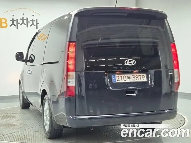 Hyundai Staria — Фото автомобиля 2