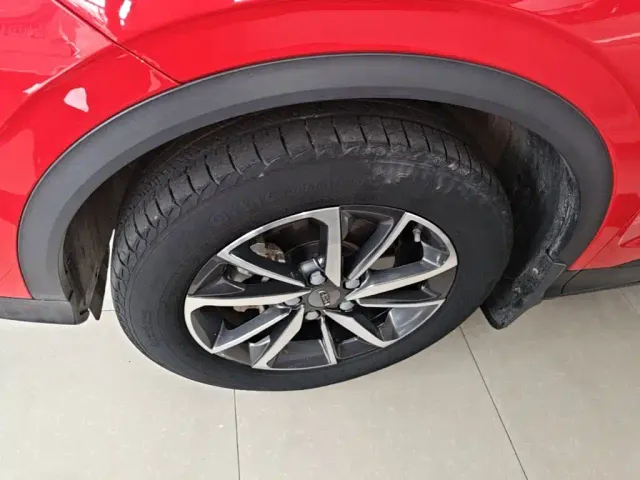 Geely Binyue 2020 Facelift 240T DCT Hunter — Фото автомобиля 22