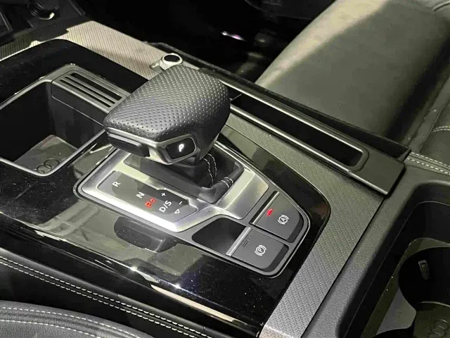 Audi Q5L — Фото автомобиля 17
