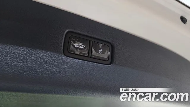 Genesis GV80 — Фото автомобиля 23