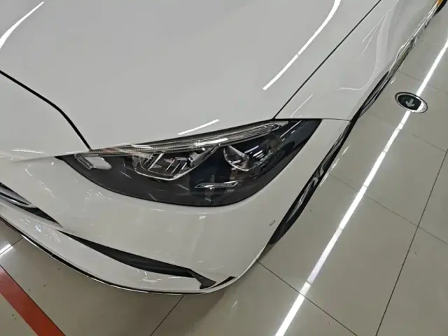 Mercedes-Benz C-Class — Фото автомобиля 23