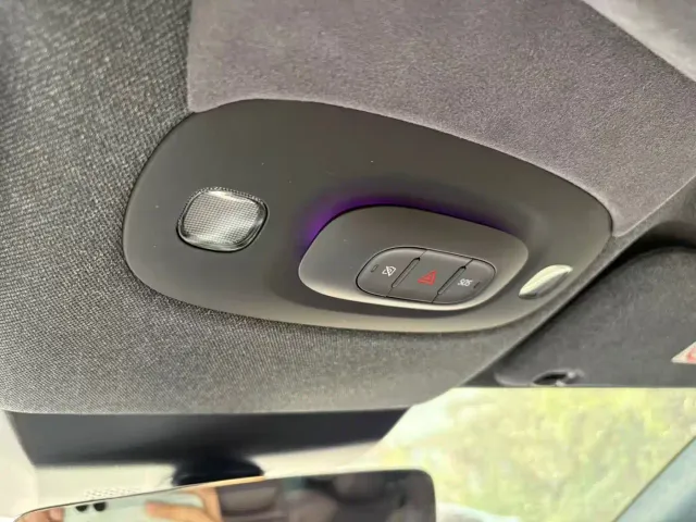 Xiaomi SU7 — Фото автомобиля 14