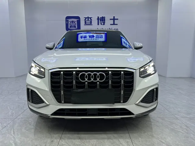 Audi Q2L — Фото автомобиля 2