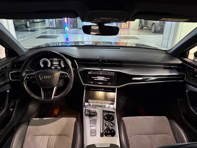 Audi A6L — Фото автомобиля 14