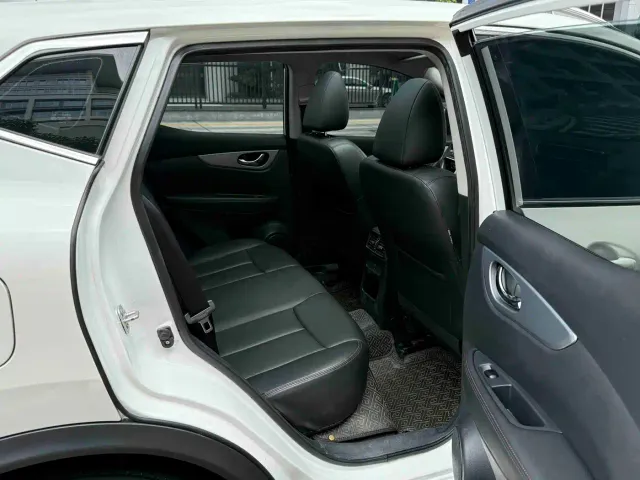 Nissan Qashqai — Фото автомобиля 5