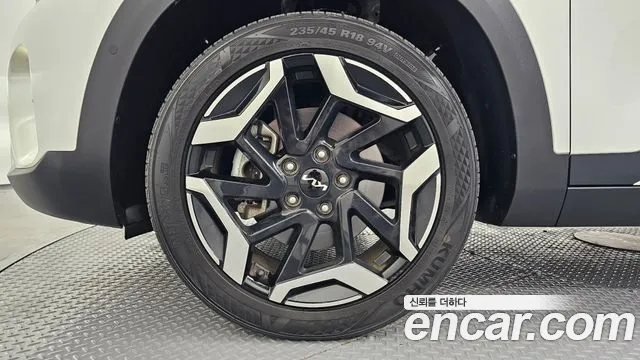 Kia Seltos Бензин 1.6 турбо 2WD — Фото автомобиля 5