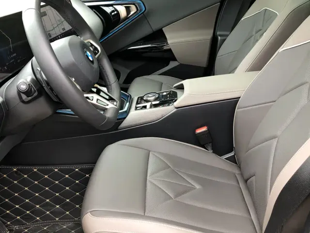 BMW X3 — Фото автомобиля 3