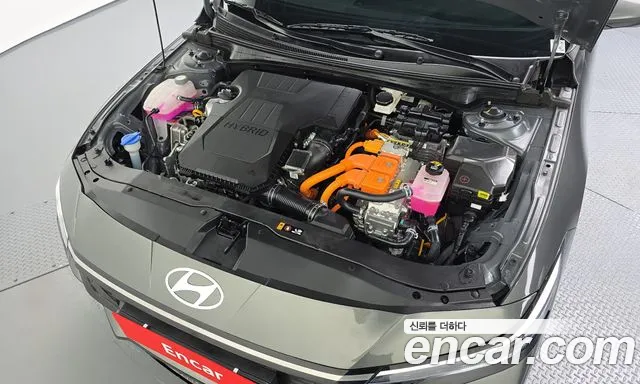 Hyundai Avante CN7 — Фото автомобиля 9