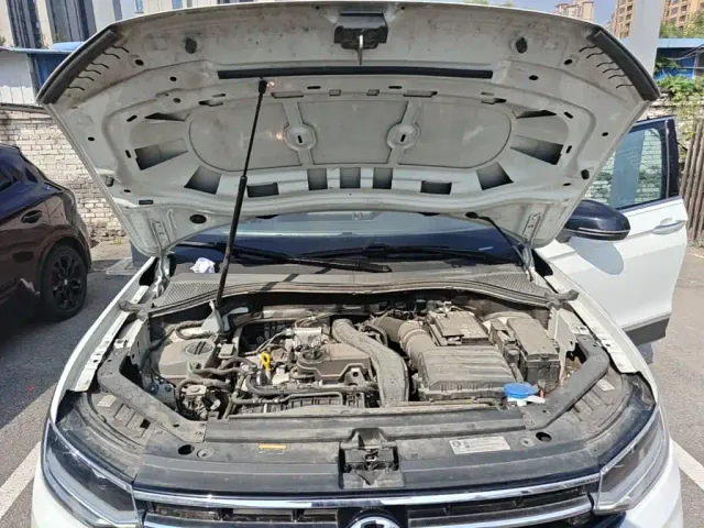 Volkswagen Tiguan L — Фото автомобиля 19