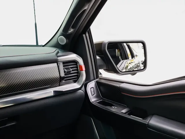 Ford F-150 Raptor — Фото автомобиля 18