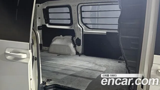 Hyundai Staria Staria Карго 3 места — Фото автомобиля 12