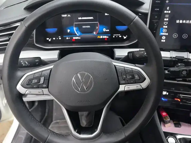 Volkswagen Sagitar — Фото автомобиля 15