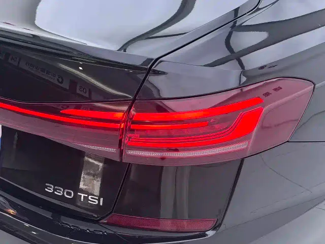 Volkswagen Passat — Фото автомобиля 17