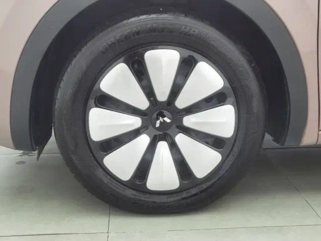 Wuling Bingo — Фото автомобиля 17