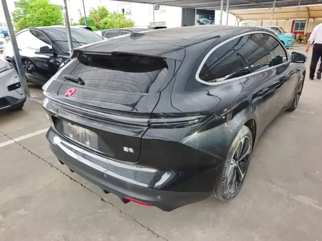 Nio ET5 Touring — Фото автомобиля 6